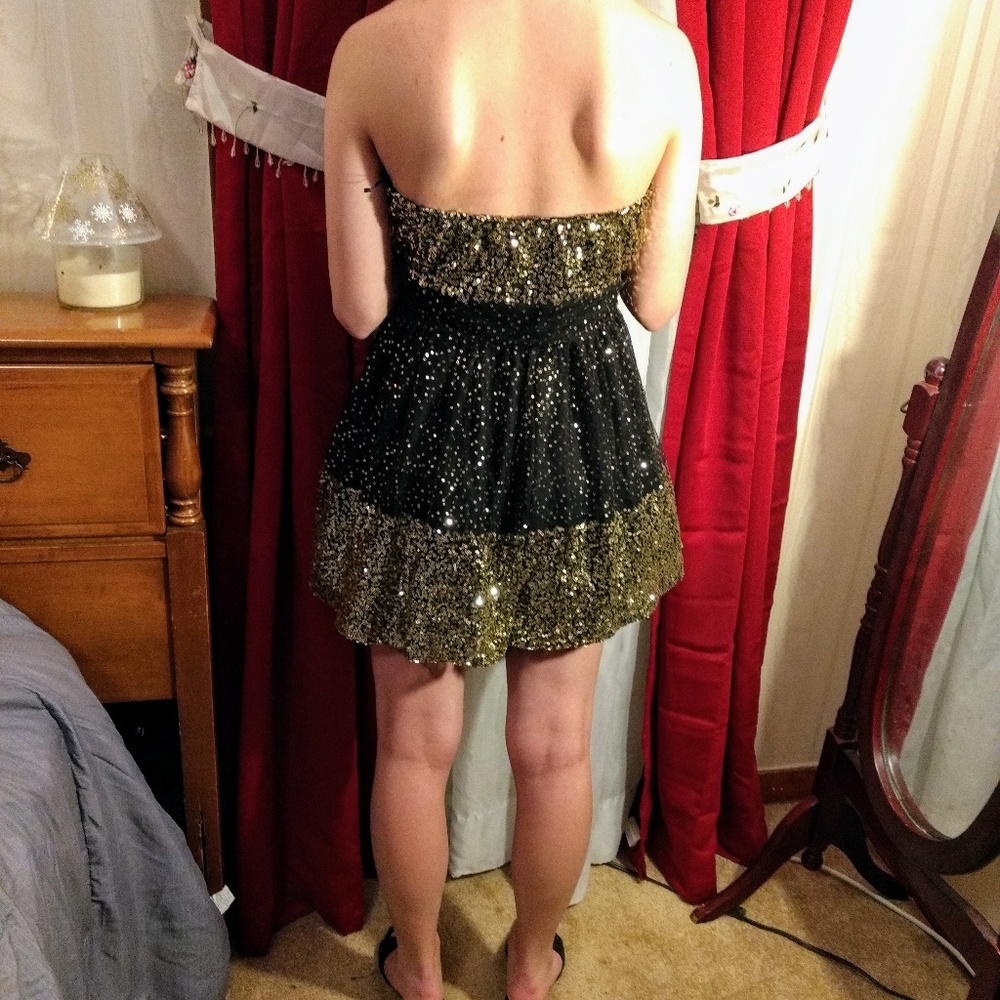 💄 Glow like a million candles! - Picture 3 of 8